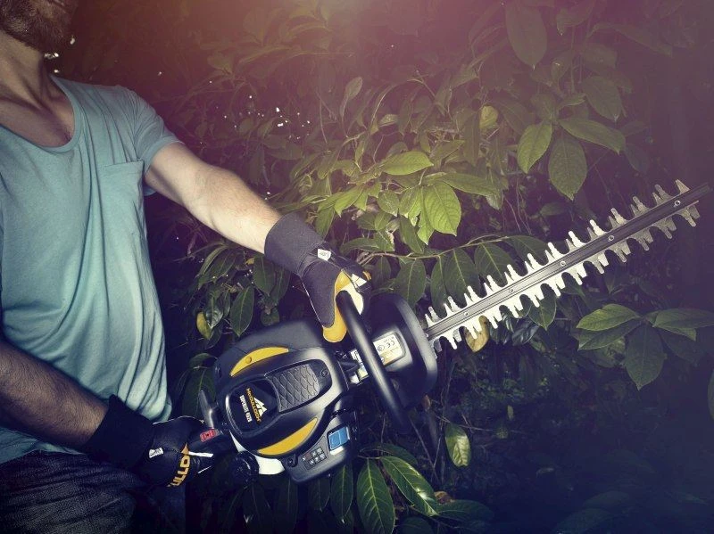 McCulloch Benzine Heggenschaar SuperLite 4528 6 McCulloch Benzine Heggenschaar SuperLite 4528 - Afbeelding 4